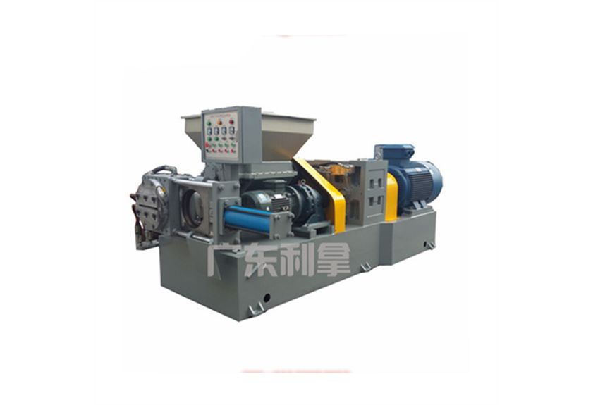 廣東利拿實業：引領自動擠出過濾機、橡膠出片擠出機、電線電纜擠出機的創新之路-2